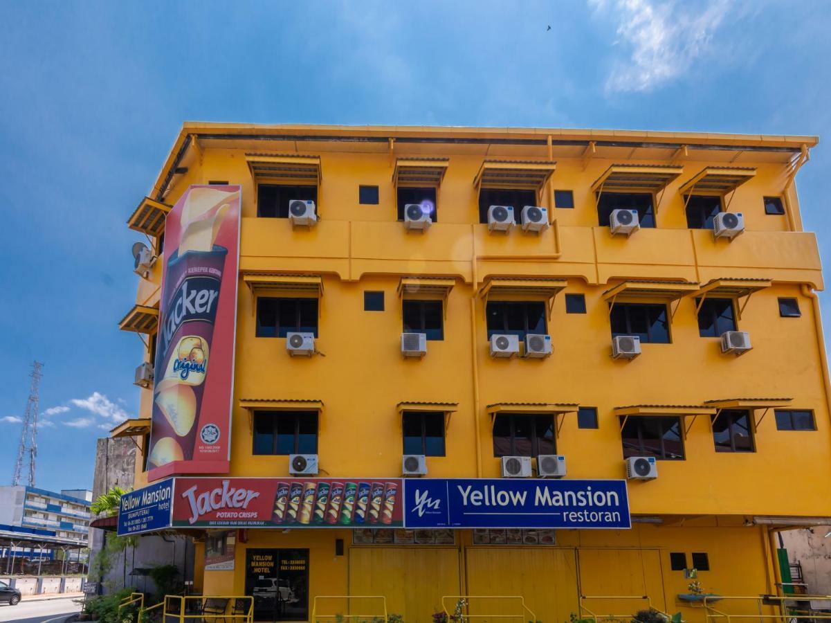 Oyo 1088 Yellow Mansion Banda Kaba Hotel Malacca Exterior foto